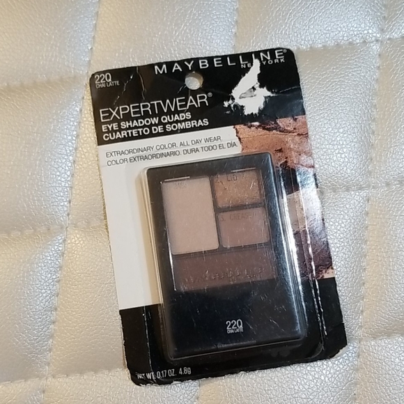 MAYBELLINE New York Eyeshadow Quad - Picture 1 of 5